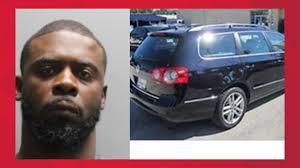 Jacksonville police search for man with active warrant