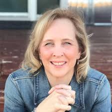 Connie Whitlock's Instagram, Twitter & Facebook