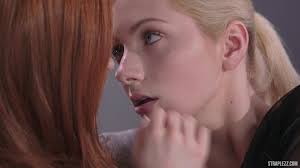 Straplessdildo - Jia Lissa Topping The First Time 4K...