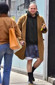 Weight loss indeed fills you with amazing confidence and faith in yourself, so was its influence on jonah. Jonah Hill Weight Loss Star Gets Honest About Fluctuating Size