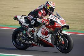 If i master it, i will be able to turn my bike quicker from the entries. Takaaki Nakagami Tests 2020 Honda Motogp Bike Lavishes Visordown