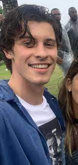 Matthew came to the regal gentleman studio for a longer 2021 hairstyle for curly hair. Shawn Mendes On Twitter Look Tell Me What You Want Short Hair Long Hair Medium Hair Facial Hair No Hair