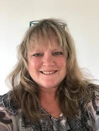 Do people love the smell of freshly baked bread and yeast?