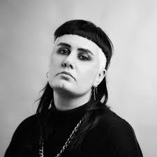 Charli Avery (@CharliAmakeup)