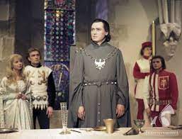 Roman zdzisław wilhelmi jest uznawany za jednego z najwybitniejszych polskich aktorów filmowych i teatralnych w historii. Historia Polskiego Filmu Filmy Akademia Polskiego Filmu