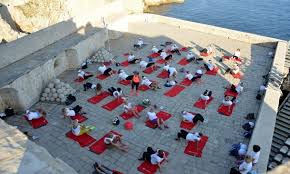 Lawrence) is located at the western side of the old town, outside the city walls on a 37 meters high cliff. Photo Gallery Exercising On The Lovrijenac Fortress The Dubrovnik Times