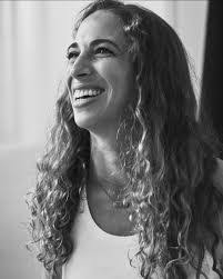 Lara Land's Instagram, Twitter & Facebook