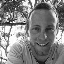 Michael Knee (@KneeMichael)