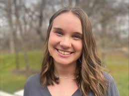 Courtney Sterner chosen as College of Education student marshal