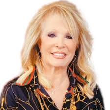 Marcia Strauss's Instagram, Twitter & Facebook