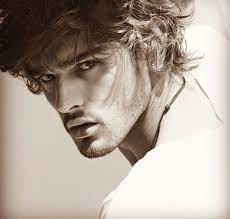 И несмотря на то, что фотографы не блещут особыми идеями, лично мне очень приятно. Marlon Teixeira Marlon Tejshejra Marlon Teixeira Marlon Marlon Texeira