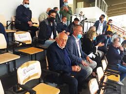 Ho grande rispetto per città, club e soci, per adesso non mi tiro indietro. Trapani De Picciotto Slitta Il Verdetto Sul Palazzo Della Banca D Italia Calcio Lecce