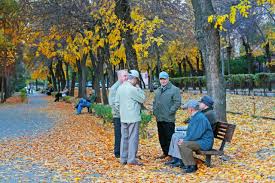 Cererea de pensionare va trebui depusă la casa de pensii din țara în care locuiți sau din ultima țară în care ați lucrat. NumÄrul Pensionarilor In UsoarÄ ScÄdere Raportul Pensionari SalariaÅ£i RÄmane Ridicat In Romania 9 La 10 Capital
