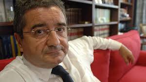 Ah, qué buen exterior tiene la falsía!"