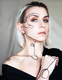 Ukrainian photographer Aliona Kuznetsova finds creativity in limitation