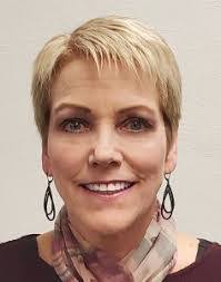 Renae Arnold's Instagram, Twitter & Facebook