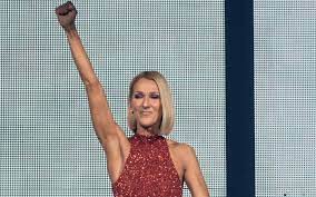 Le site officiel de céline dion affiche des places à partir de 75 euros pour l'emplacement le moins cher. Celine Dion En Concert A Paris Et Aux Vieilles Charrues En 2020 Le Parisien