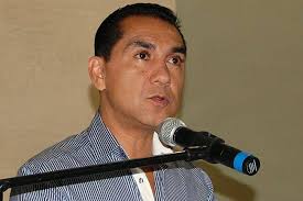 María de los Ángeles Pineda Villa, esposa del ex alcalde de Iguala,  Guerrero, José Luis Abarca Velázquez, fue consignada a un penal federal al  vencerse el segundo arraigo solicitado por el Ministerio