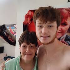 Do children deserve apologies and explanations from parents?