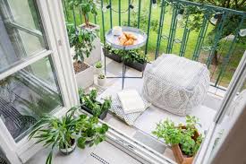 Vivir en departamento no significa vivir alejado de la naturaleza y no disfrutar de los colores y aromas que nos entregan las plantas. Balcones Con Plantas Ideas Para Decorar Y Disfrutar Ideas Mercado Libre Argentina