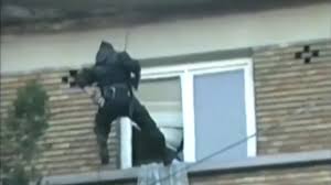 Lista filme sniper cele mai bune filme cu lunetisti cinemagia. PoliÈia S A Confruntat Cu Un Caz Similar Celui De La OneÈti Èi In 1995 Atunci Victima A Fost SalvatÄ DupÄ O IntervenÈie In ForÈÄ Ca In Filmele De AcÈiune Exclusiv Gandul