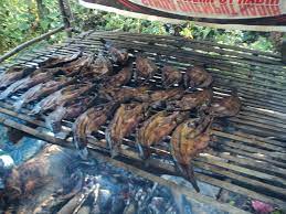 Adalah penyiangan ikan dengan cara membelah ikan sejajar dengan sirip punggung sehingga. Ikan Salai Wikipedia Bahasa Indonesia Ensiklopedia Bebas