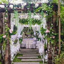 Kami menerima jasa dekorasi baik modern maupun tradisional atau moodifikasi acara pernikahan dan event besar. 10 Jasa Dekorasi Pernikahan Terbaik Di Garut Heikamu Com