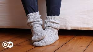 هكذا تتخلص من الشعور المزعج ببرودة القدمين منوعات نافذة dw عربية على حياة المشاهير والأحداث الطريفة dw 04 01 2016