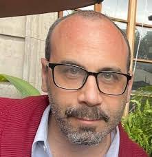 Ricardo Stern's Instagram, Twitter & Facebook