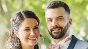 Il faut donc penser que le candidat de mariés au premier regard s'apprête à passer une nouvelle fois devant le maire, cette fois, avec une personne qu'il aura rencontrée avant le mariage ! Maries Au Premier Regard 2 Toute L Actualite Melty