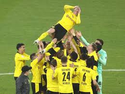 He is primarily positioned as a ri. Bvb Lukasz Piszczeks Traum Ist Wahr Geworden Tranen Bei Dfb Pokalsieg Bvb 09