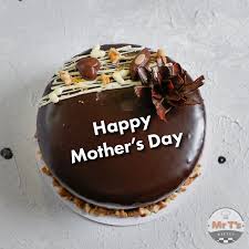 It is important to tell your mother how much you love her, because she has tried to make you happy throughout her life. Simple Mothers Day Cake Design Circle Of Love Mother S Day Cake Recipe Birthday Cake For Mom Creative Cake Decorating Cute Birthday Cakes Mother S Day Poems And Gifts Make The