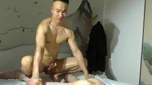 Chinese Muscle Nude Massage - XVIDEOS.COM