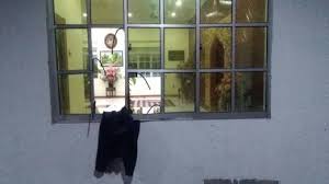 Cara merawat pintu geser agar lebih awet dan nggak bikin emosi. Penjenayah Cedera Pecah Masuk Rumah