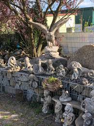 Für jeden geschmack und jeder stil kann bei skulturen im garten berücksichtigt werden.romantisch, verträumt,geometrisch und abstrakt.eine steinfigur. Steinfiguren Fur Haus Und Garten Zoo Kellner