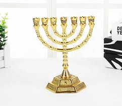 Amazon.com: Judaica 7 ramas Israel Menorá para Tabernáculo Sábado Oración  Esquina Estilo Europeo Hebreo candelabro Menorah (8 pulgadas 6.4 pulgadas)  : ...