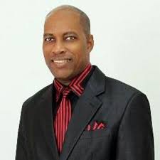 Raúl Patterson (@rpatterson2014)