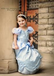 Cinderella Birthday Dress For 3 Year Old Cinderella Fairy Tale Photo Shoot 3 Year Old Girl Photo Idea Disney Princess Sweet Pea Photography No Princess Photo Shoot Princess Photo Princess Pictures
