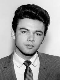 Grand Theater in Tracy showing movies during Thanksgiving week in 1964