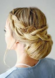 красивые прически на средние волосы в домашних условиях фото Ukladka Na Dlinnye Volosy Foto Krasivaya Ukladka V Domashnih Usloviyah Zhurnal Cosmopolitan Ukladka Dlinnyh Volos Zhenskie Pricheski Ukladki Na Dlinnye Volosy