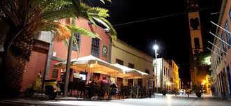 Santa cruz on modernia arkkitehtuuria lentokenttäkuljetukset : Altstadt Von Santa Cruz De Tenerife Hallo Kanarische Inseln