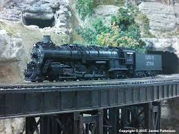 atsf 3764 sitting on the curved trestle at the pikemasters model railroad club in colorado springs photo by james patterson model railroad photo topeka pinterest