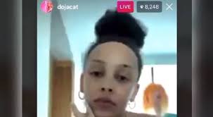 By amanda platell jun 24, 2012. Doja Cat Explains How Her Wigs Have Messed Up Her Hairline Responding To Fans Who Clown Her And Johnny Utah Her Boyfriend Steals Her Wig On Ig Live Video