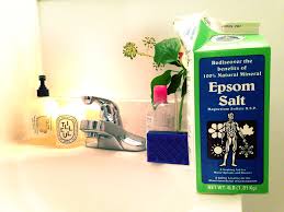 But do epsom salt baths stand up to the hype? How To Take A Bath With Epsom Salt Into The Gloss