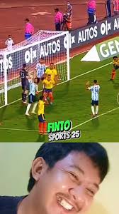 Depan gawang tidak gol😂 nampak sengat kecewa😂😂😂 . . . . . #reel  #reelviral #football #footballmoment #epicmoment #uero2024 #fintosports25