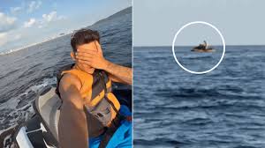 Casal é flagrado transando em jet ski e vídeo viraliza; Vídeo