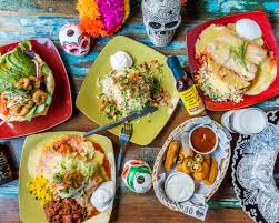Pour sour cream sauce on top of all enchilada's and sprinkle with remaining cheese. Pancho S Mexican Villa Restaurant Takeaway In Perth Delivery Menu Prices Uber Eats