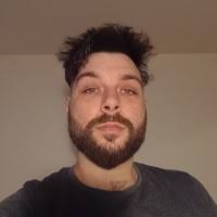 500+ "Cacheiro" profiles