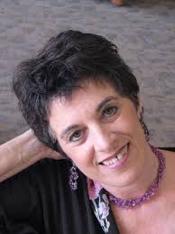 ZEEK: Articles: In Song Together: For Linda Hirschhorn, Music is a Path to  Transformation