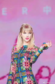 Wallpaper : Taylor Swift, women, blonde, singer, blue eyes, pink lipstick,  concerts 854x1280 - izmirli - 1707005 - HD Wallpapers - WallHere